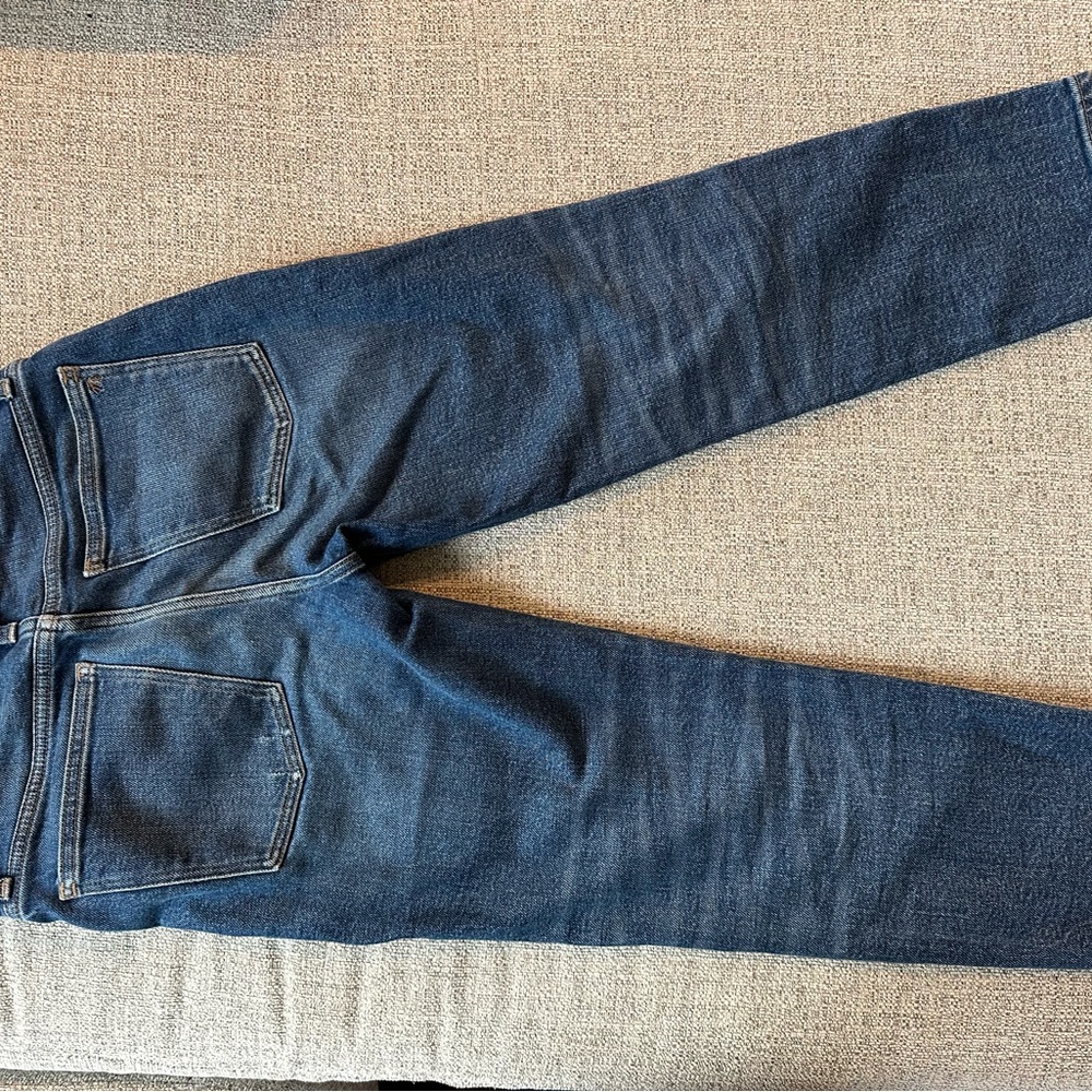 Madewell Women’s Straight Jeans in Deep Blue